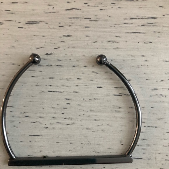 Bracelet - Picture 11 of 11